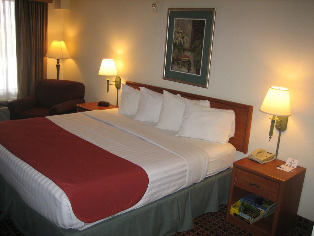 Catalina Inn Quarto foto